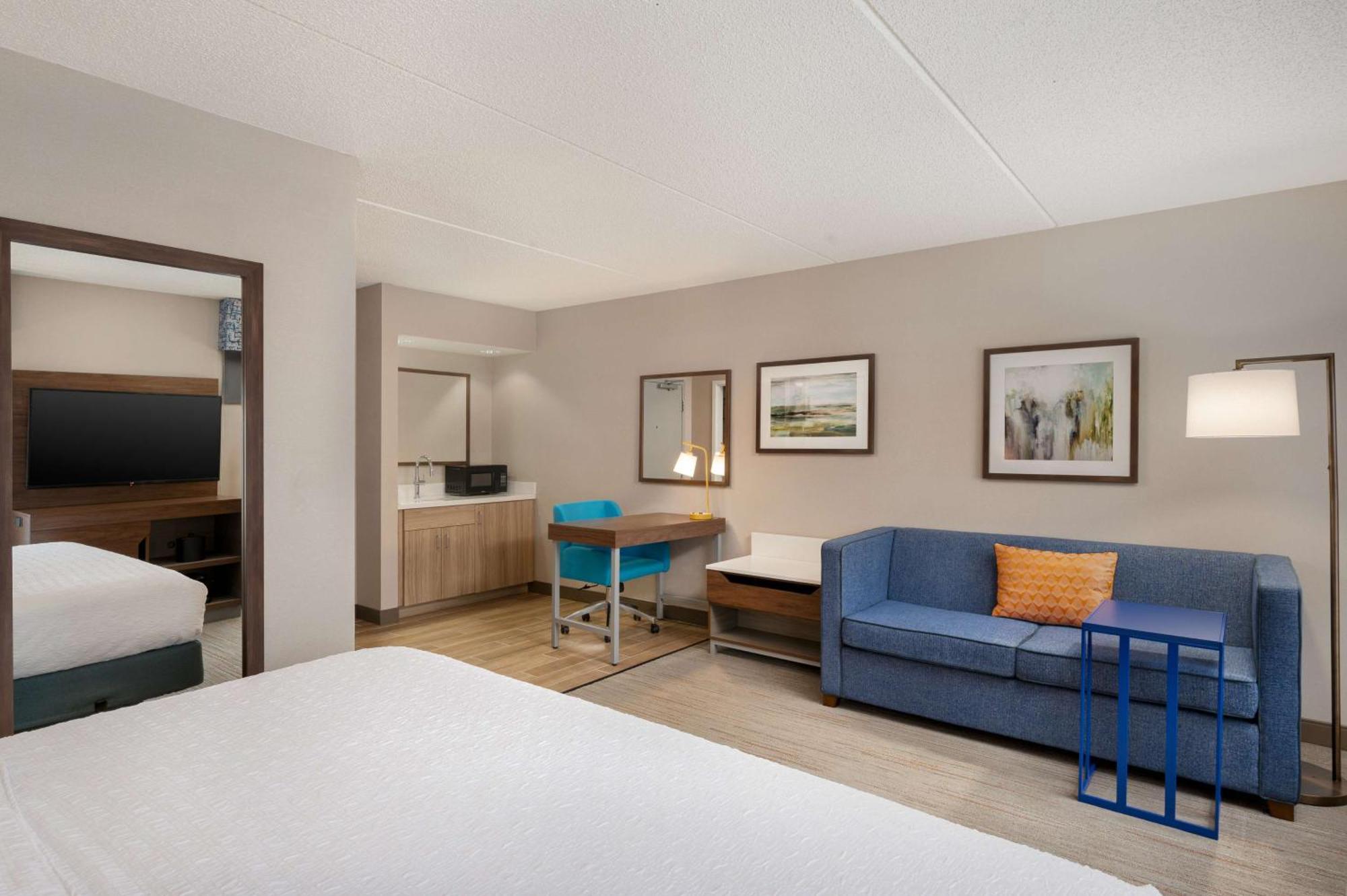 Hampton Hotel 3*