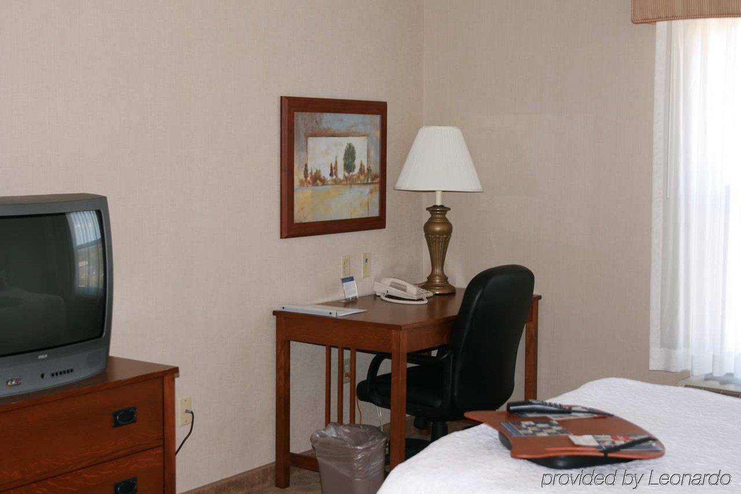 Hotel Hampton 3*