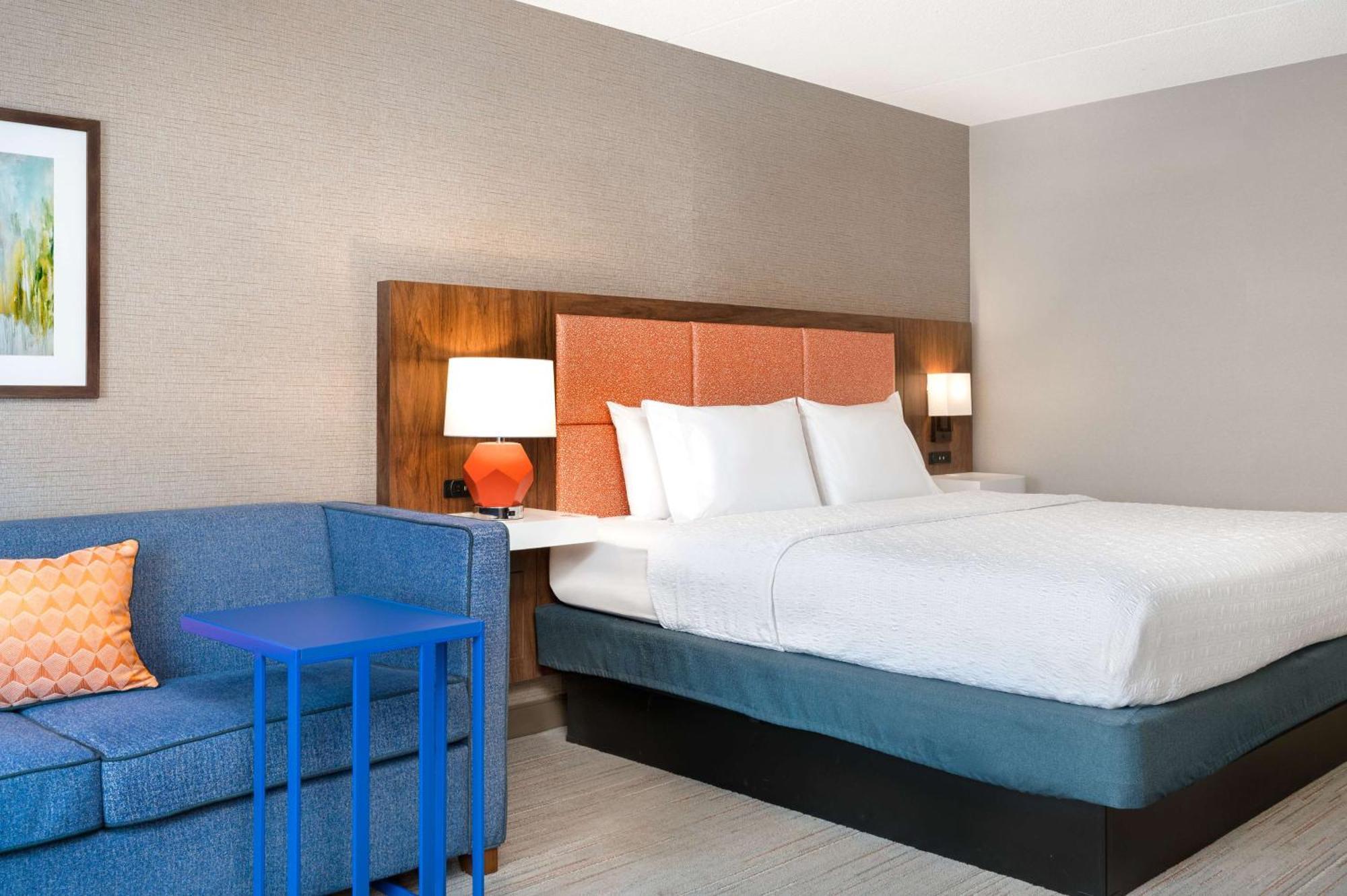 Hotel Hampton 3*