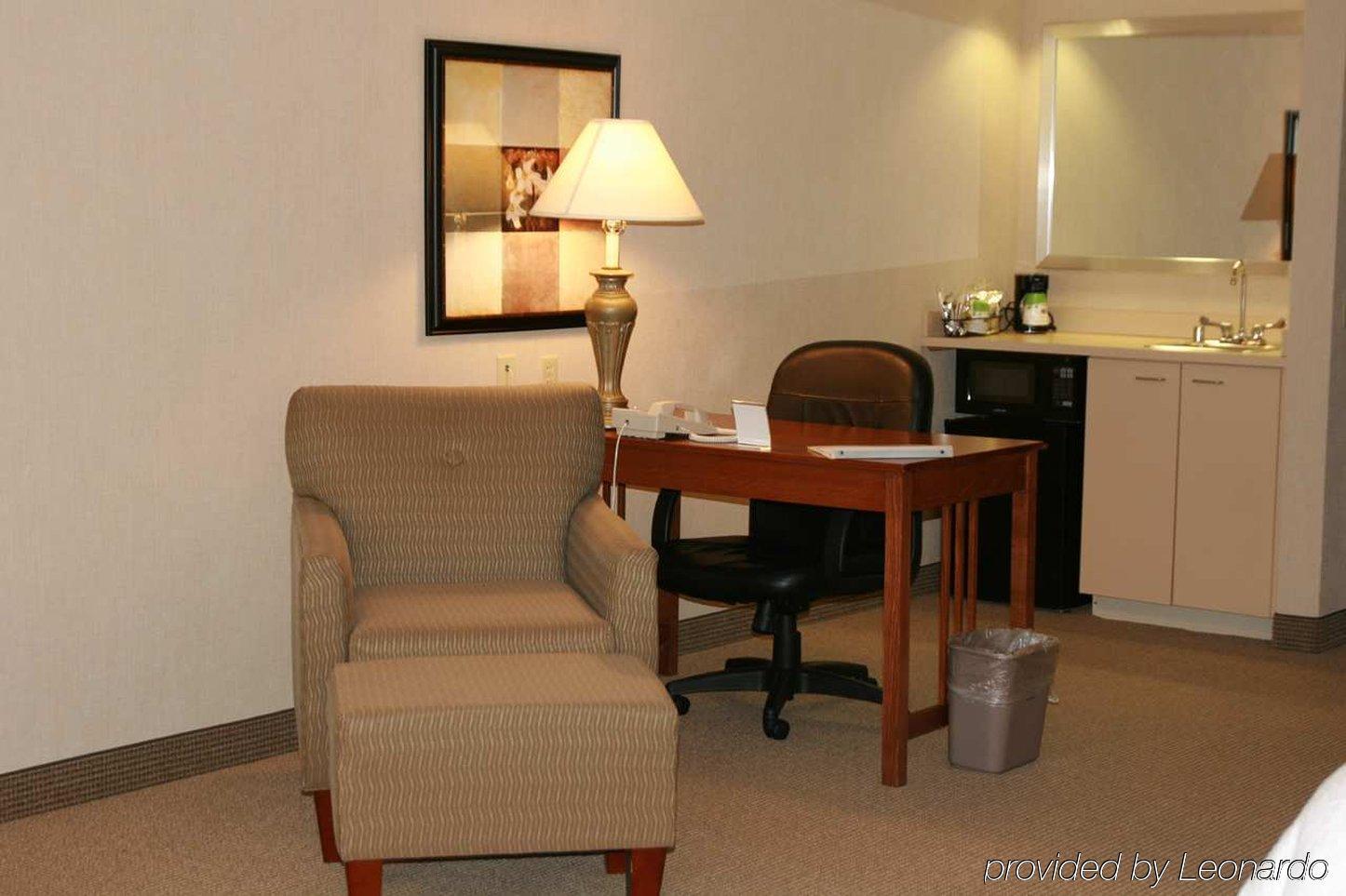 Hampton Hotel 3*